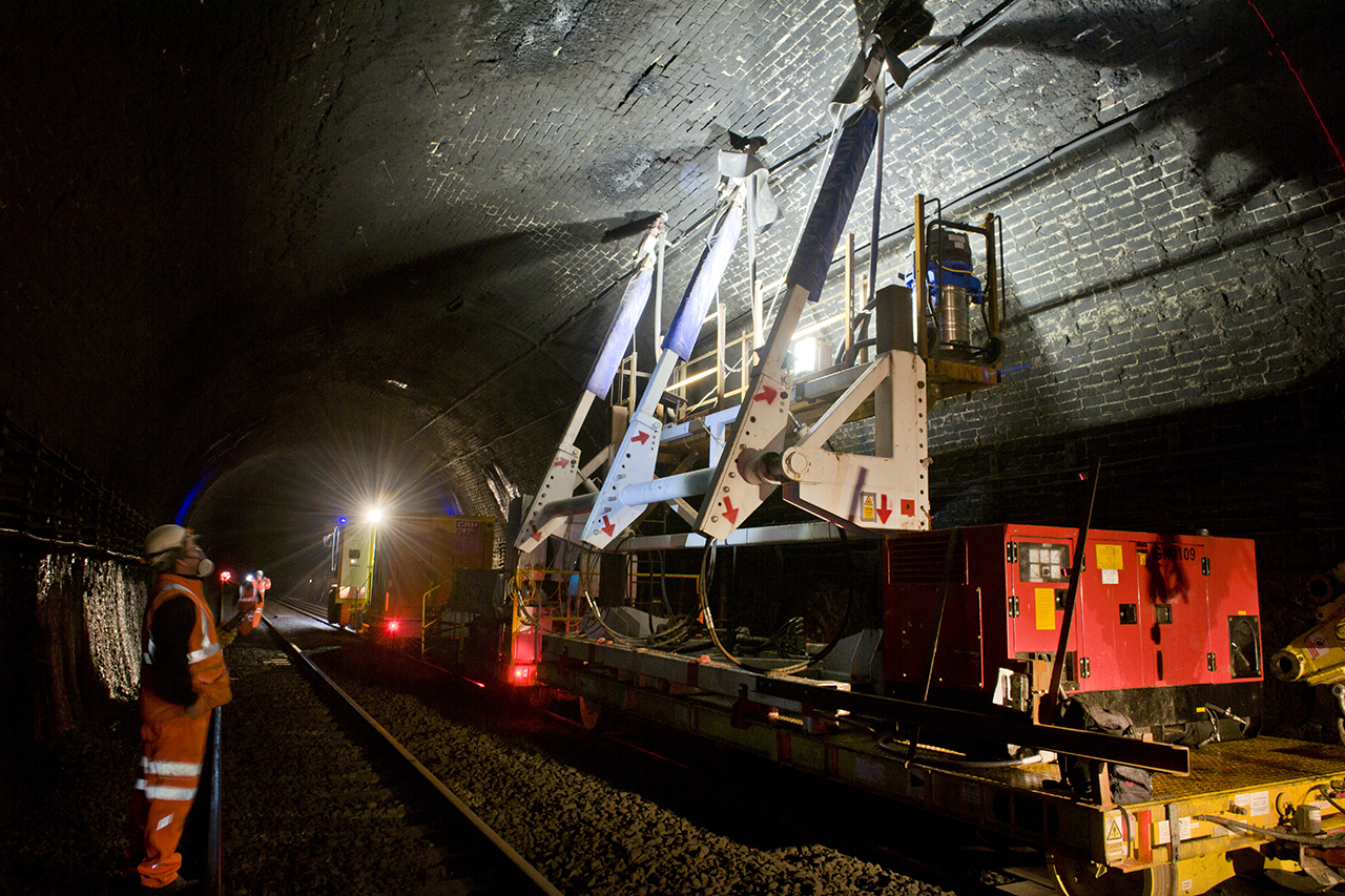 New Electrification System Pioneered In Severn Tunnel